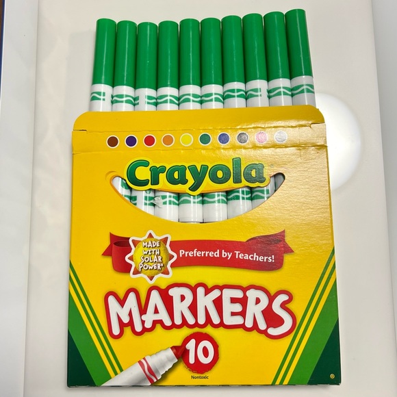 Single Color Pack Crayola Markers- Green - Picture 2 of 2